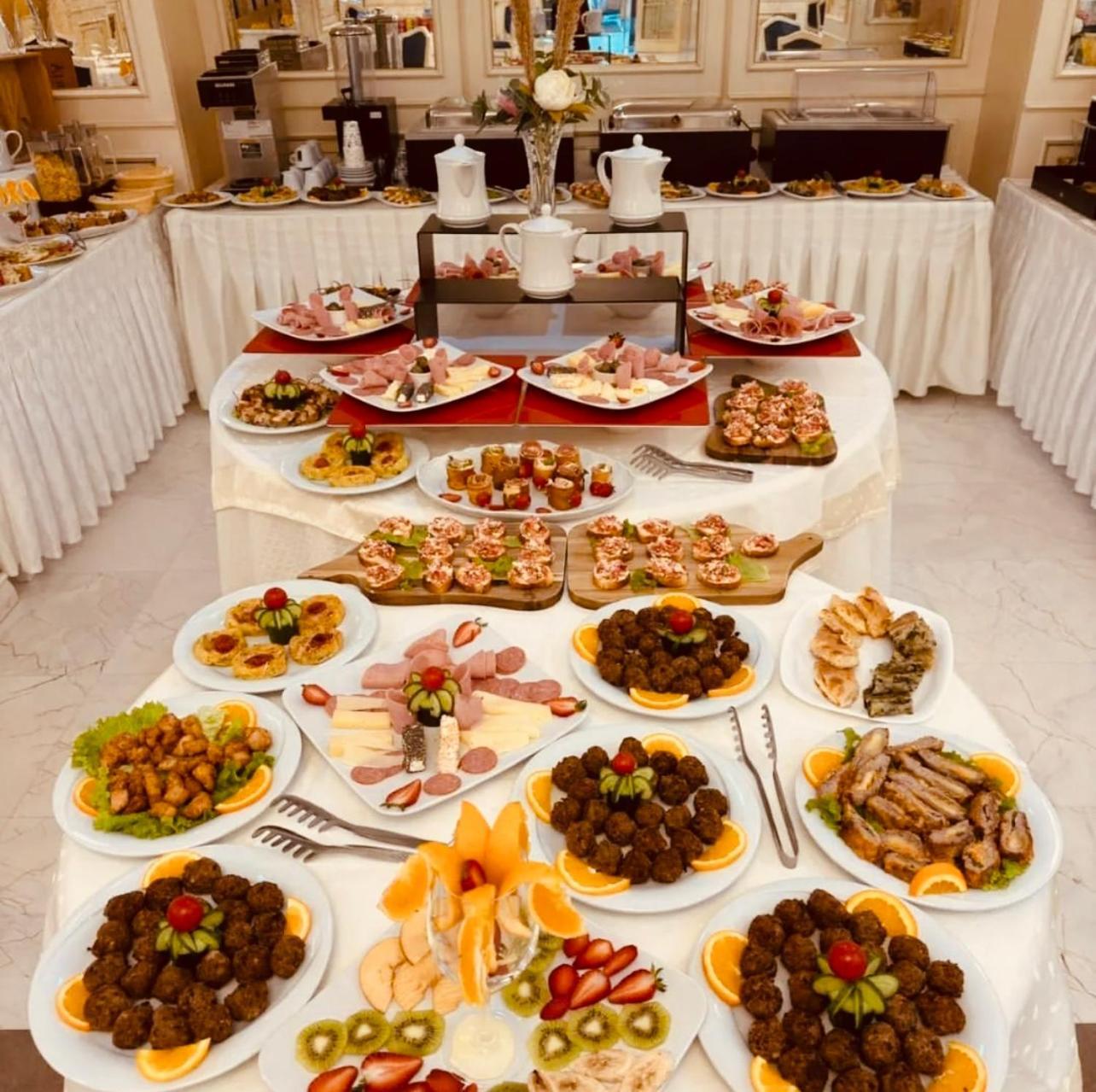 Hotel Fieri Экстерьер фото