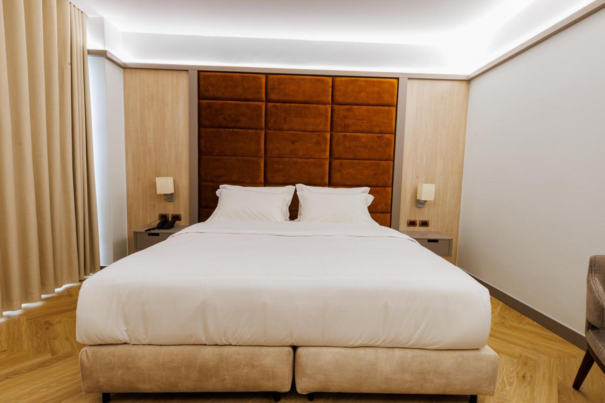 Hotel Fieri Экстерьер фото