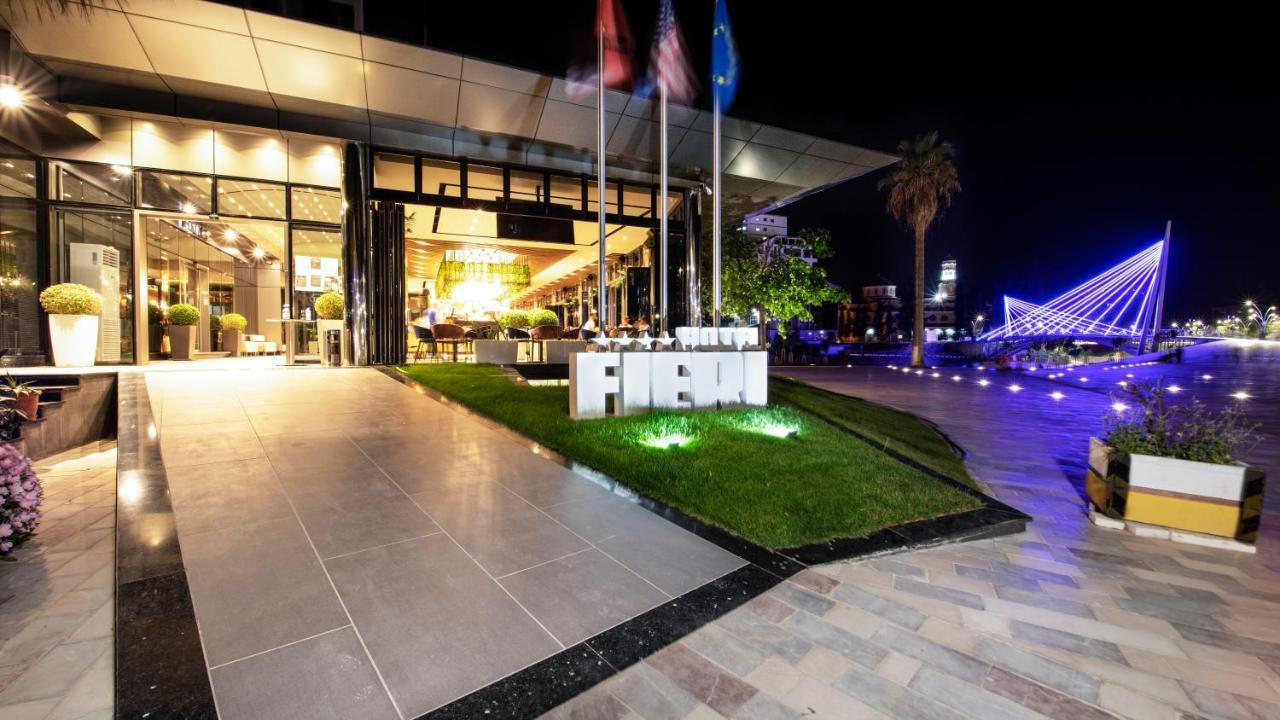 Hotel Fieri Экстерьер фото